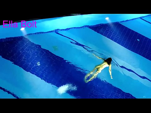 ❤️ Non posso smettere di guardare, giovane bionda catturata nuotare nuda nella piscina del resort ELLA BOLT ❤ Video di sessoal it.psi-mass.ru ❌❤