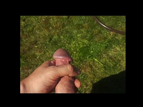 ❤️ Hot hottie si fa scopare la figa rosa e sborra con uno squirt in un giardino estivo ❤ Video di sessoal it.psi-mass.ru ❌❤